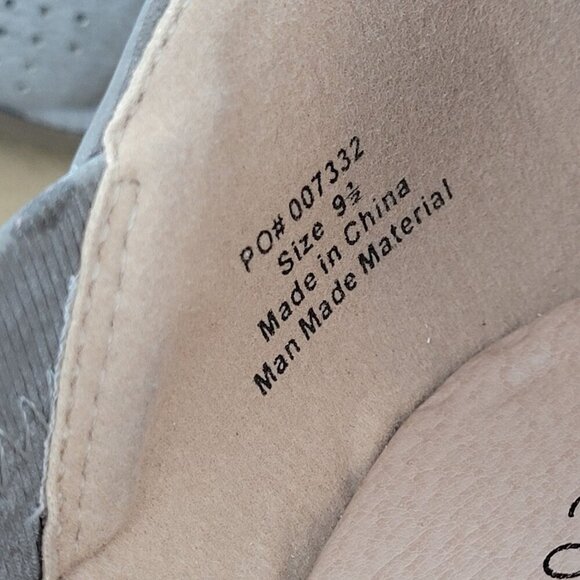 NEW Journee Collection Aretha Grey Distressed Womens 9.5 Peep Toe Wedge Sandals - Picture 7 of 10